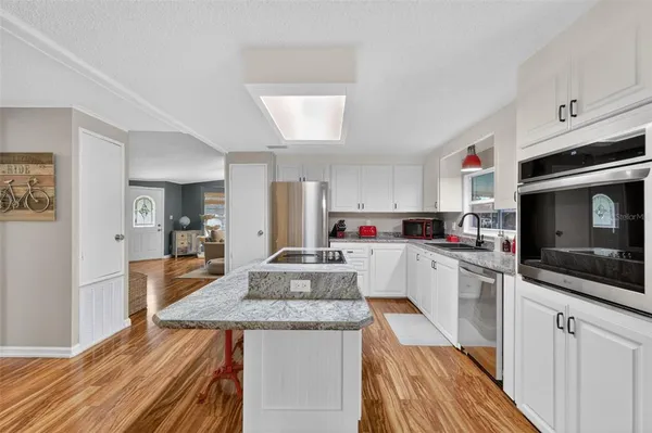 $249,900 | 705 Devon Drive, Lady Lake, FL 32159