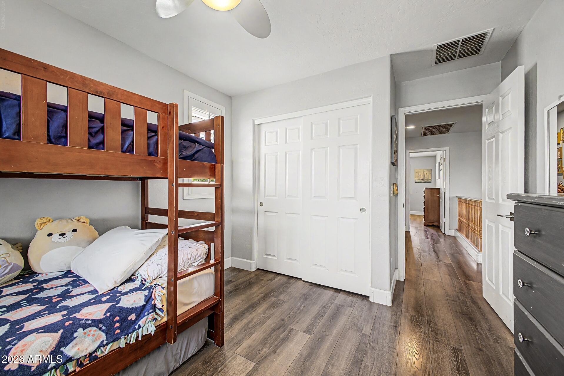 1829 East Beverly Road Phoenix, AZ 85042 - Photo 25 of 48 Bedroom 3
