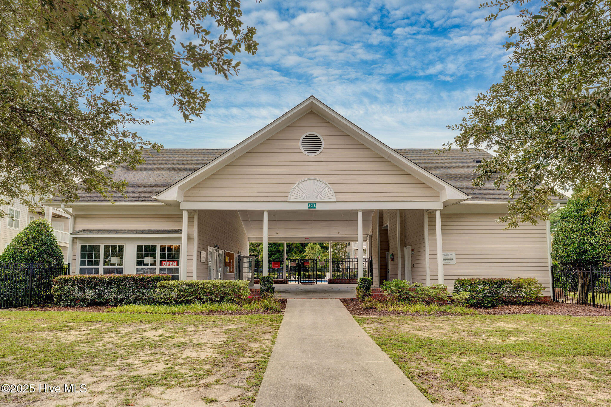 902 Litchfield Way, Unit K Wilmington, NC 28405 - Photo 31 of 38 902LitchfieldWayUnitK-36