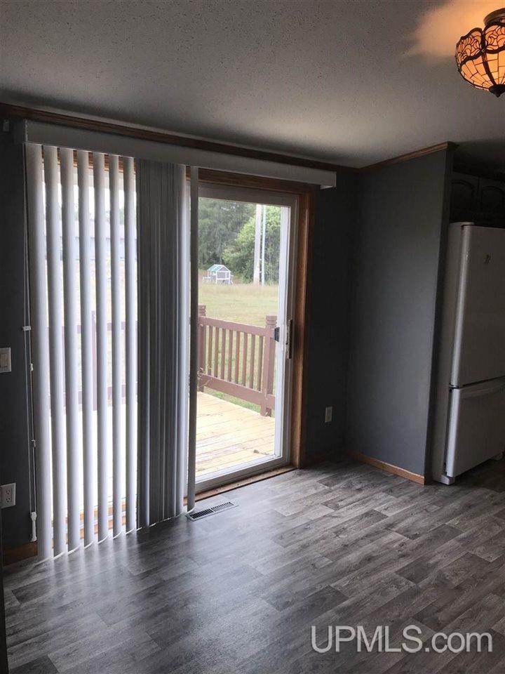 196 Kivela Road Negaunee, MI 49866 - Photo 9 of 35 Gallery Image 9