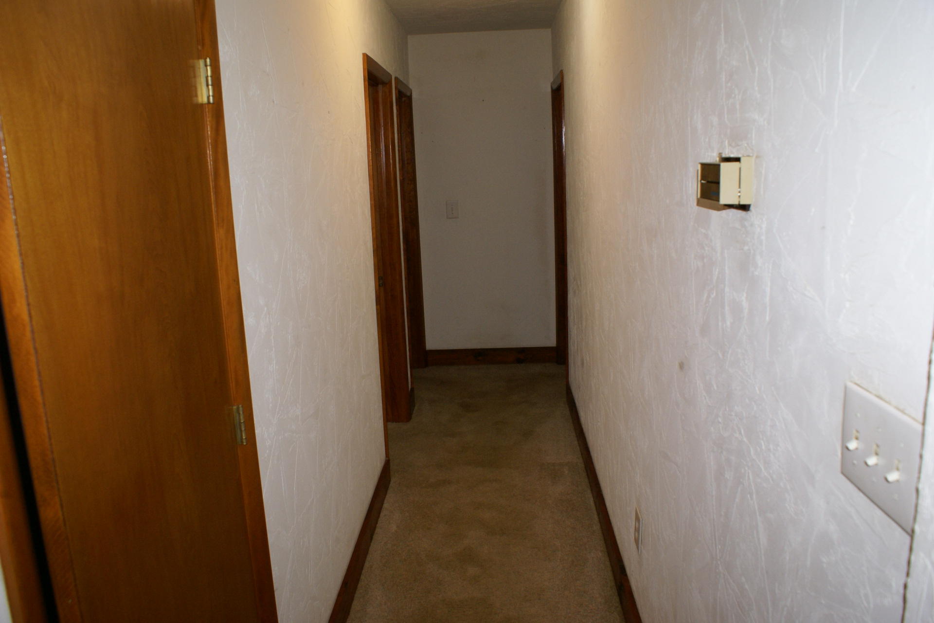 502 Kings Store Road Northeast Floyd, VA 24091 - Photo 20 of 28 Hall