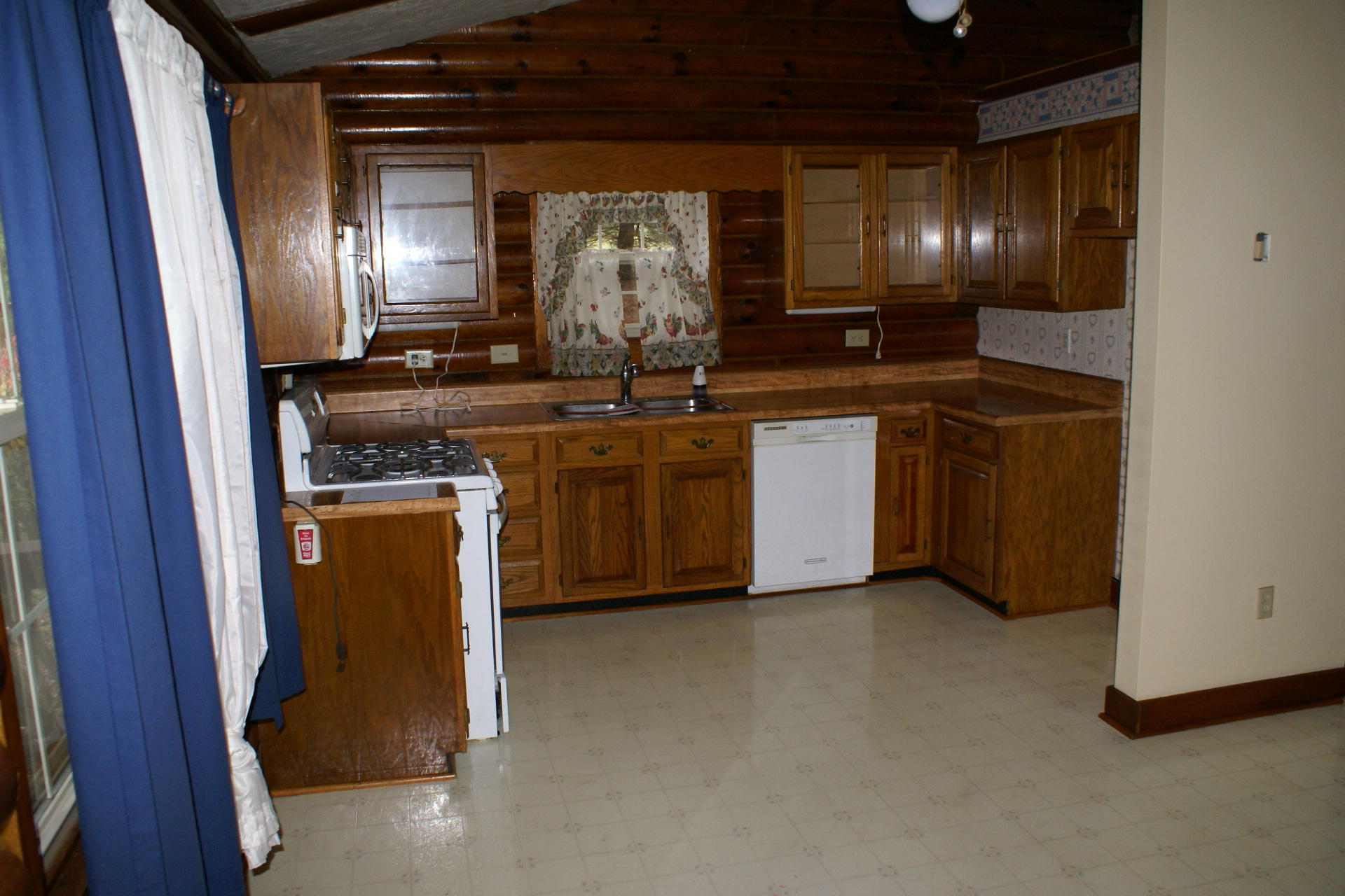 502 Kings Store Road Northeast Floyd, VA 24091 - Photo 21 of 28 Kitchen