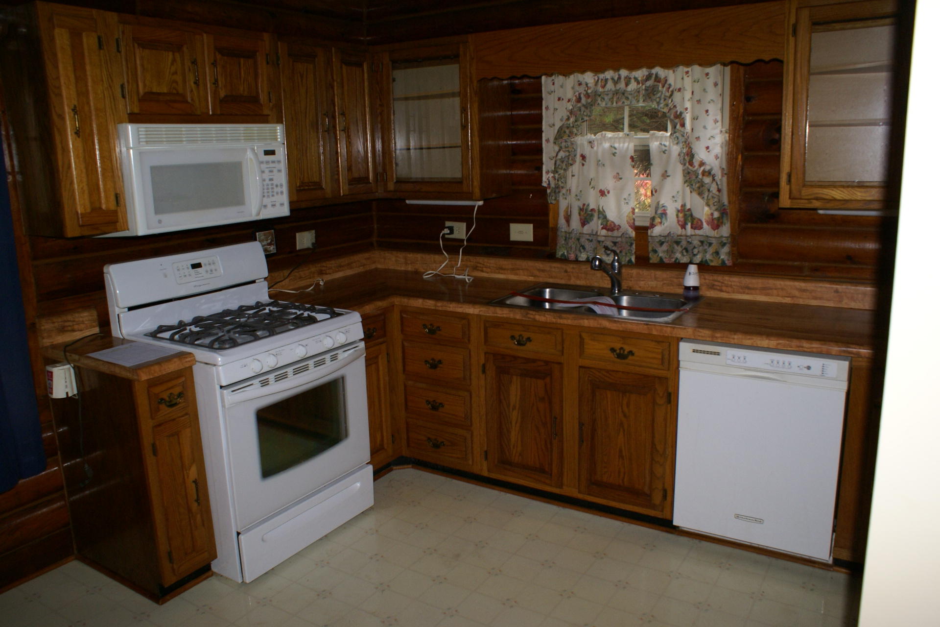 502 Kings Store Road Northeast Floyd, VA 24091 - Photo 23 of 28 Kitchen
