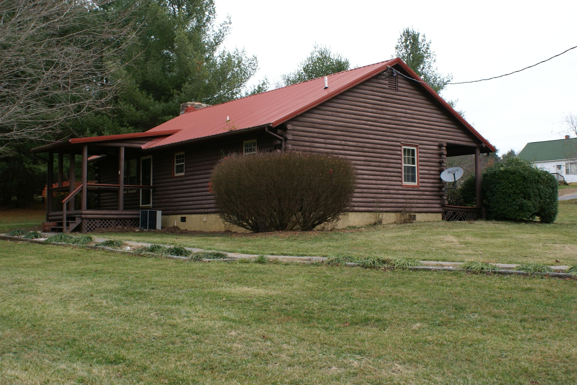 502 Kings Store Road Northeast Floyd, VA 24091 - Photo 10 of 28 Back