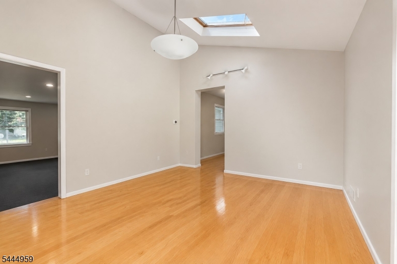 303 Cherry Valley Road Princeton, NJ 08540 - Photo 13 of 42