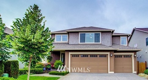 4814 Northeast 2nd Street Renton, WA 98059 - Photo 1 of 25