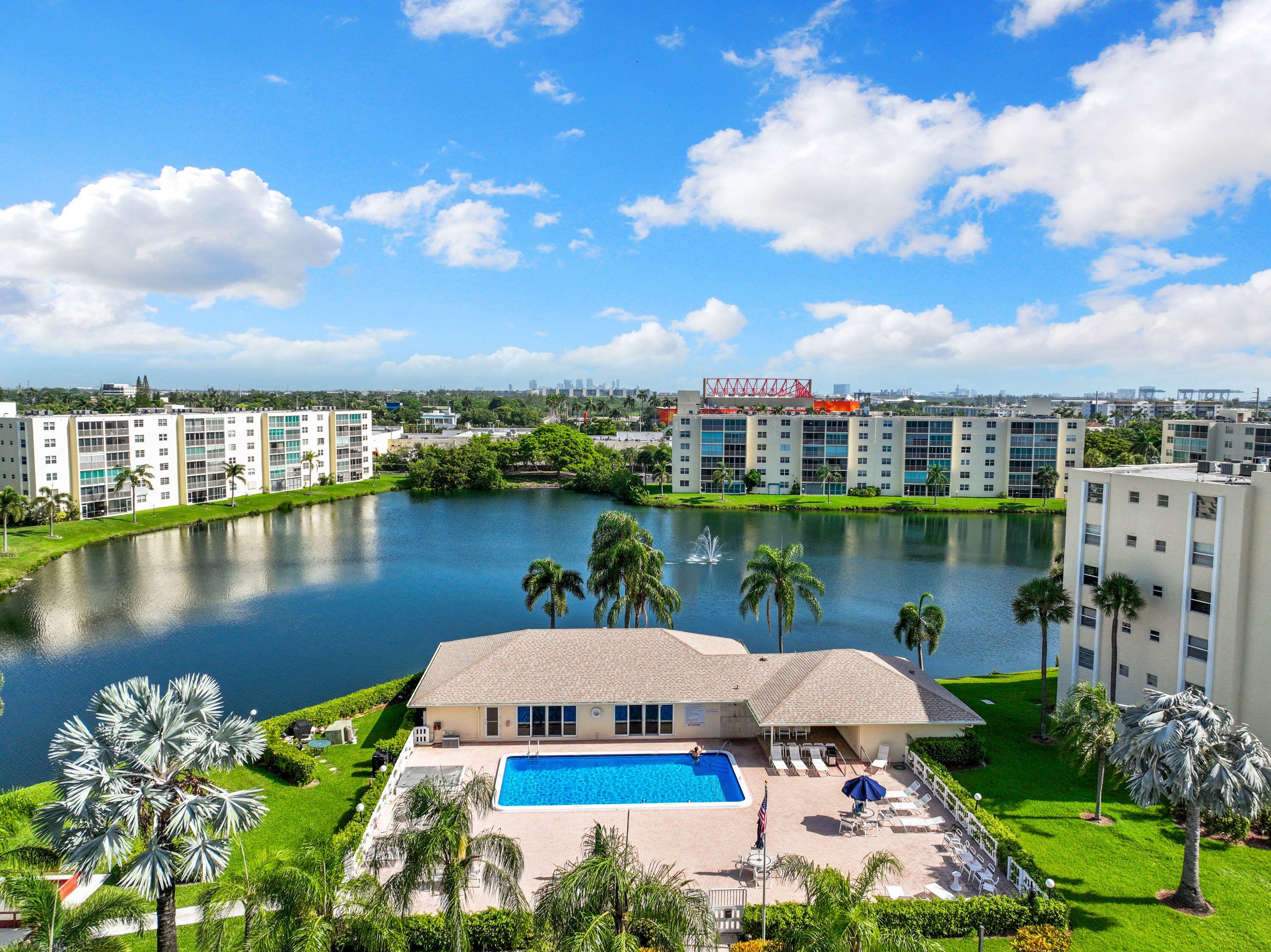 311 Southeast 3rd Street Southeast, Unit 207 Dania Beach, FL 33004 - Photo 37 of 40 DJI_0176