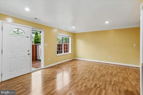 $2,000 | 2867 Shepperton Terrace, Silver Spring, MD 20904