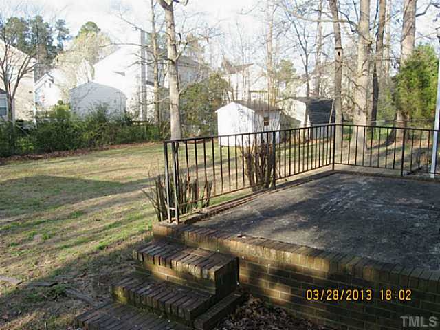 4113 Live Oak Road Raleigh, NC 27604 - Photo 12 of 15