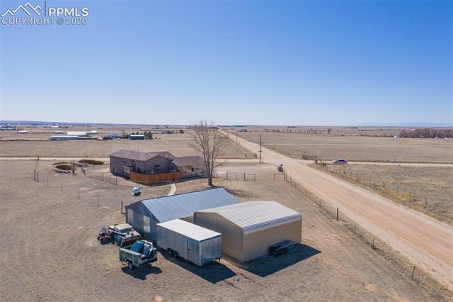 5925 North Log Road Calhan, CO 80808 - Photo 8 of 39