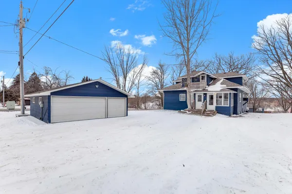 $340,000 | 345 2nd Avenue Southwest, Milaca, MN 56353