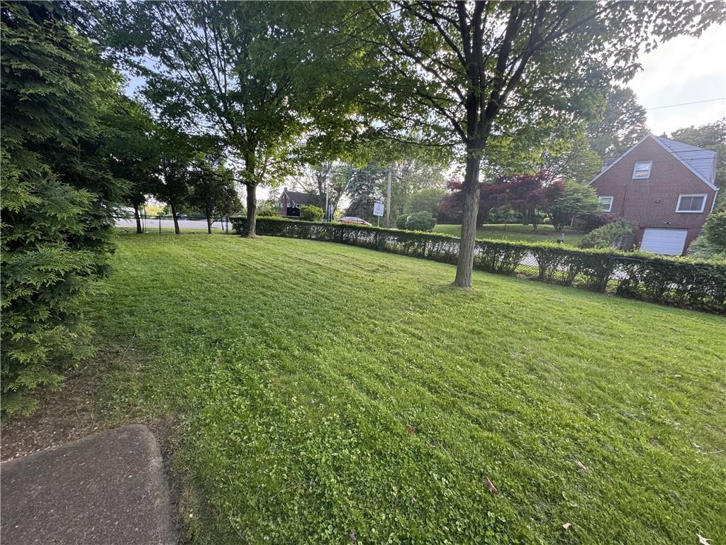 1006 Old Gate Road Pittsburgh, PA 15235 - Photo 5 of 10 Gallery Image 5