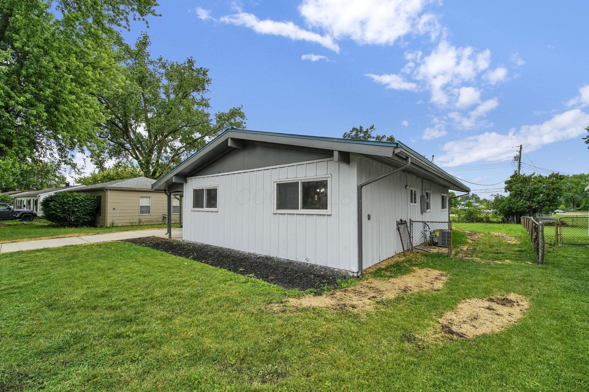 3845 Rutledge Drive Hilliard, OH 43026 - Photo 3 of 49 3845 Rutledge Drive, Hilliard, OH 43026