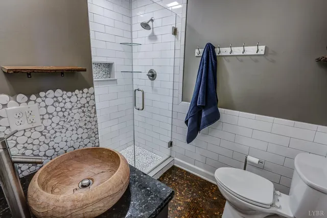 $349,900 | 300 Pocahontas Drive, Forest, VA 24551