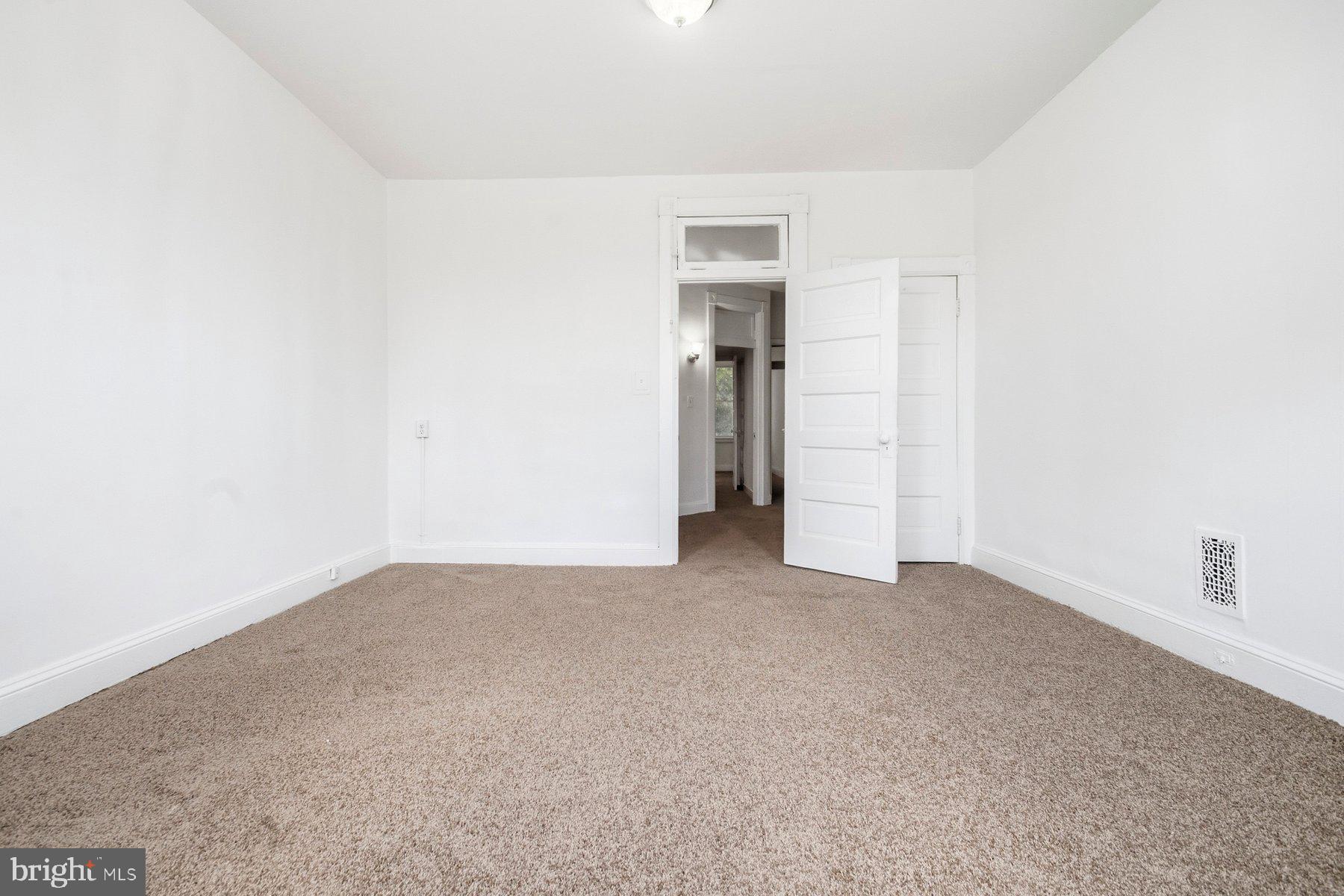 130 Collins Avenue Baltimore, MD 21229 - Photo 27 of 29