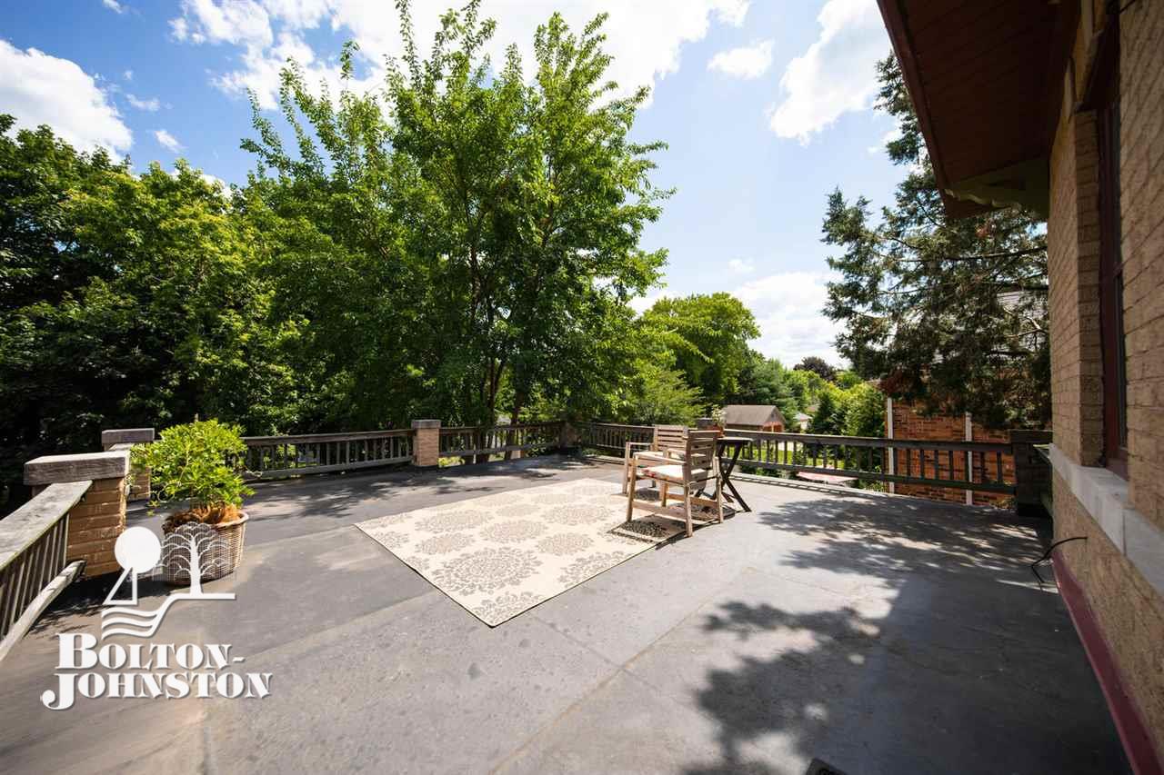 898 Westchester Road Grosse Pointe, MI 48230 - Photo 48 of 57 Above garage seating area