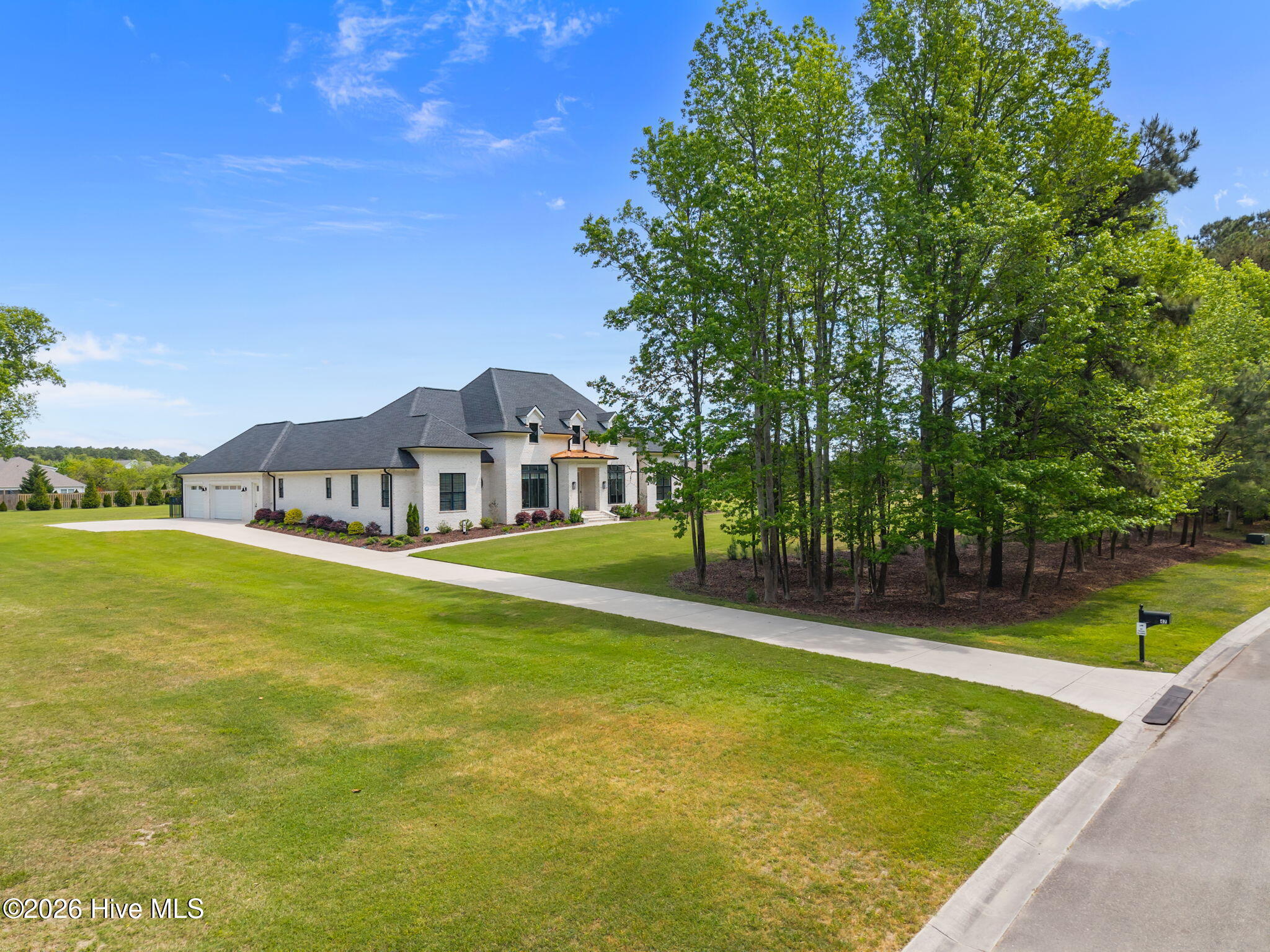 47 East Rolling Meadows Road Hampstead, NC 28443 - Photo 4 of 89 11-web-or-mls-DJI_20260413124953_0677_D