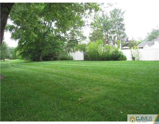 48 Dutch Road East Brunswick, NJ 08816 - Photo 3 of 3 Gallery Image 3
