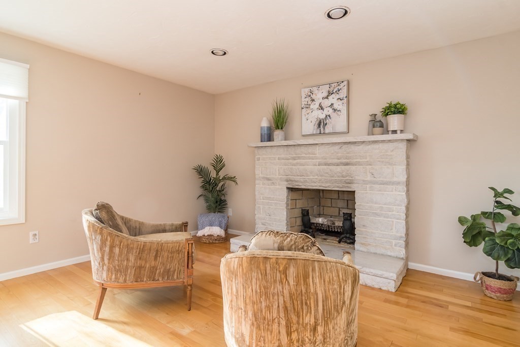 6 Lamplight Circle Natick, MA 01760 - Photo 11 of 34