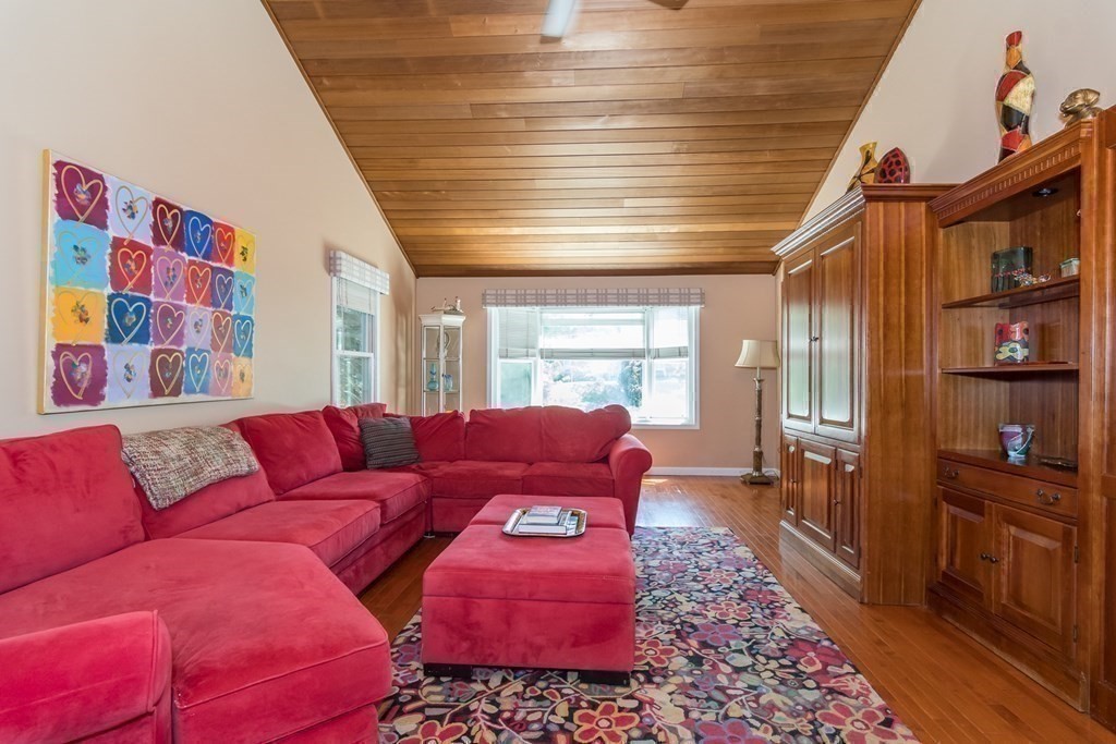 6 Lamplight Circle Natick, MA 01760 - Photo 14 of 34