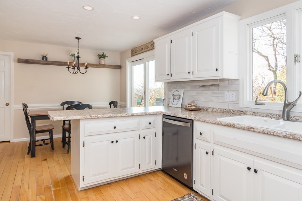 6 Lamplight Circle Natick, MA 01760 - Photo 16 of 34