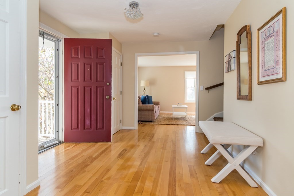 6 Lamplight Circle Natick, MA 01760 - Photo 3 of 34