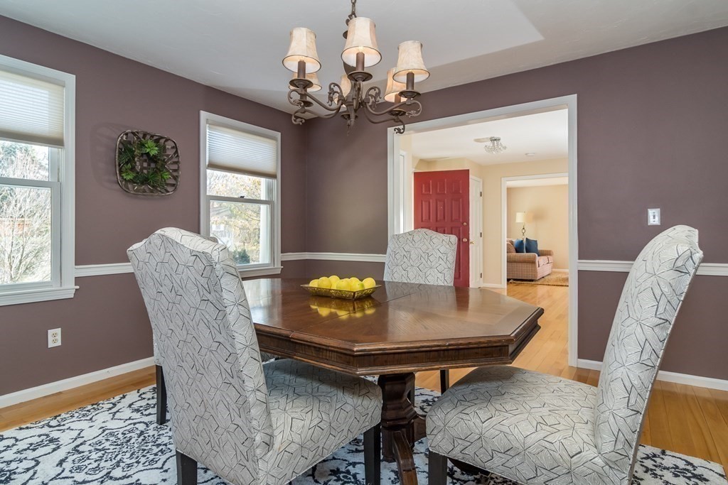 6 Lamplight Circle Natick, MA 01760 - Photo 5 of 34