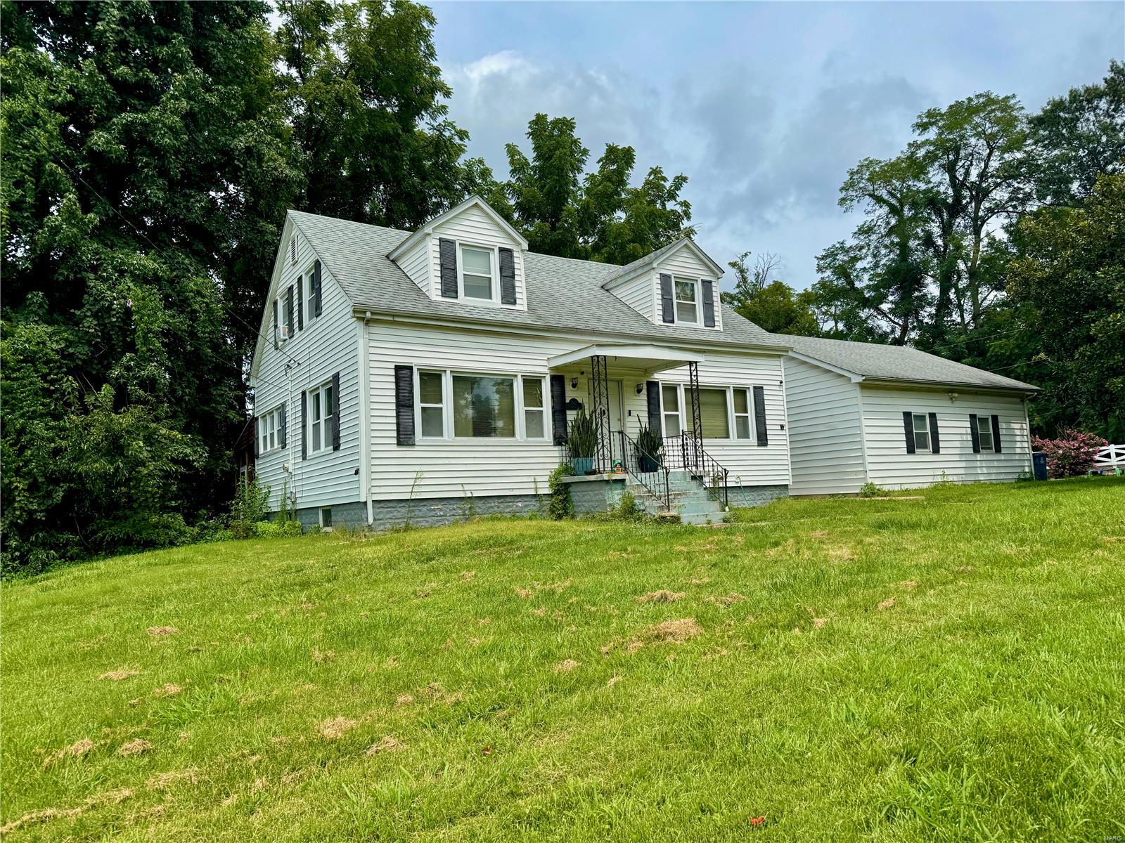 302 Pine Lake Road Collinsville, IL 62234 - Photo 2 of 7 Gallery Image 2