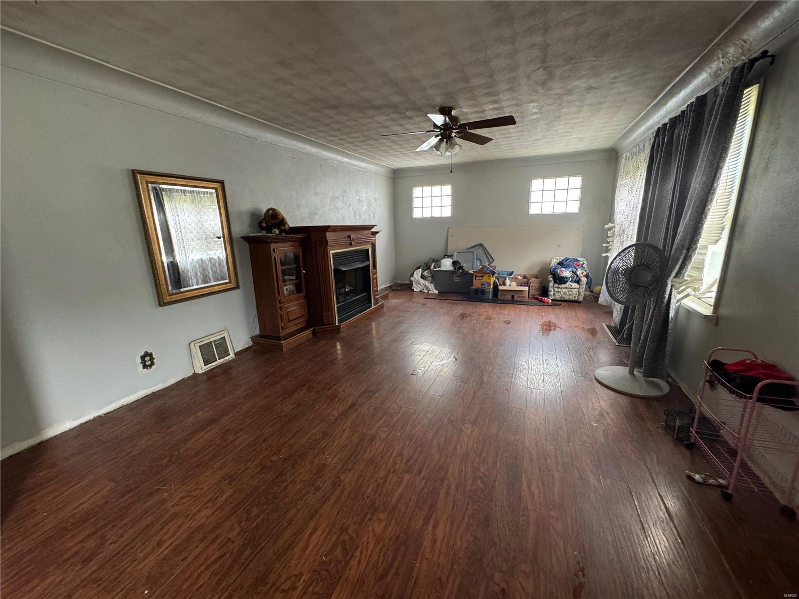 302 Pine Lake Road Collinsville, IL 62234 - Photo 6 of 7 Gallery Image 6