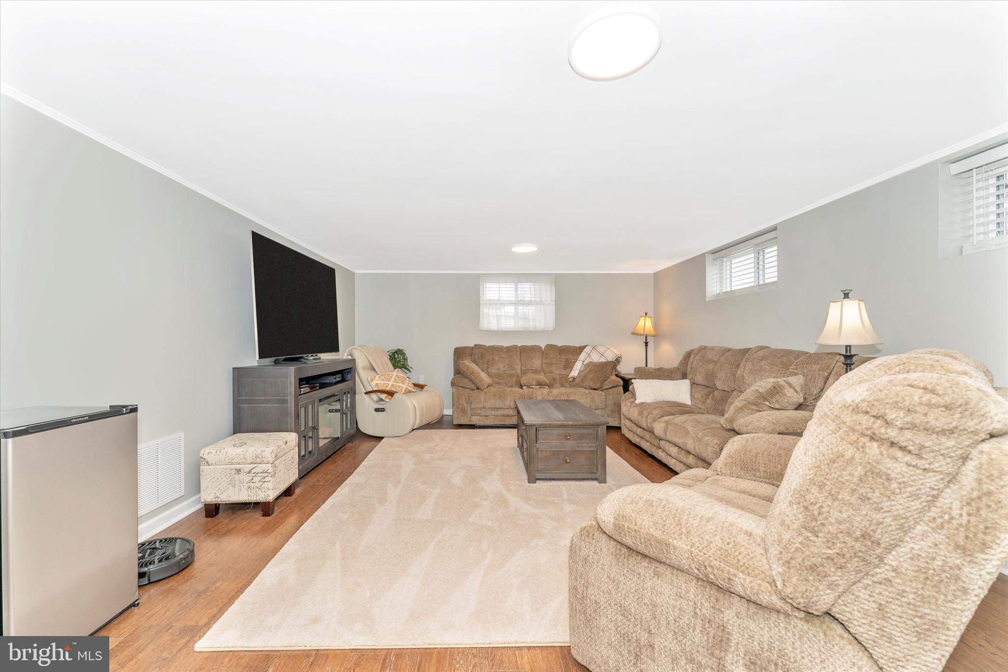 17820 Pin Oak Road Hagerstown, MD 21740 - Photo 28 of 43 Gallery Image 28