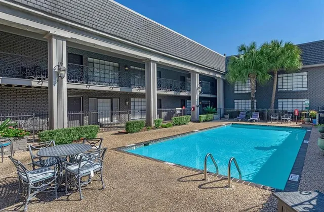 $1,095 | 2322 Richton Street, Unit 19, Houston, TX 77098