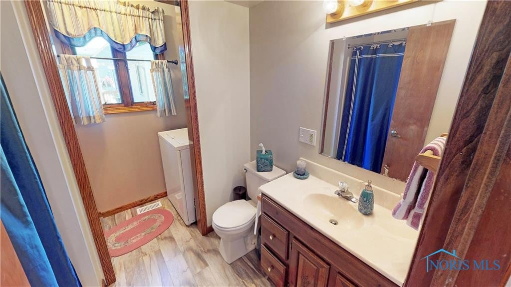 659 Lake Road Middle Bass, OH 43446 - Photo 11 of 26 Gallery Image 11