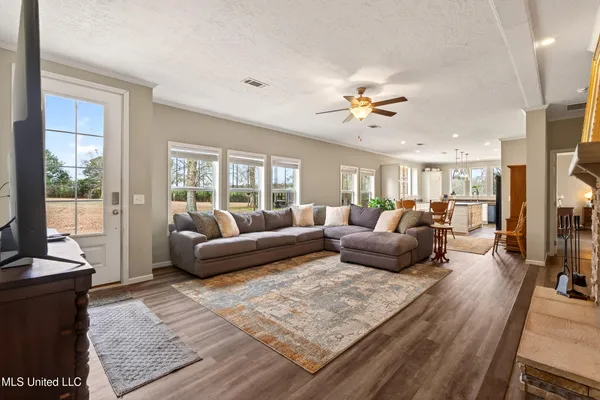 $359,000 | 14 Elmer Smith Road, Lumberton, MS 39455