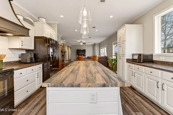 $359,000 | 14 Elmer Smith Road, Lumberton, MS 39455
