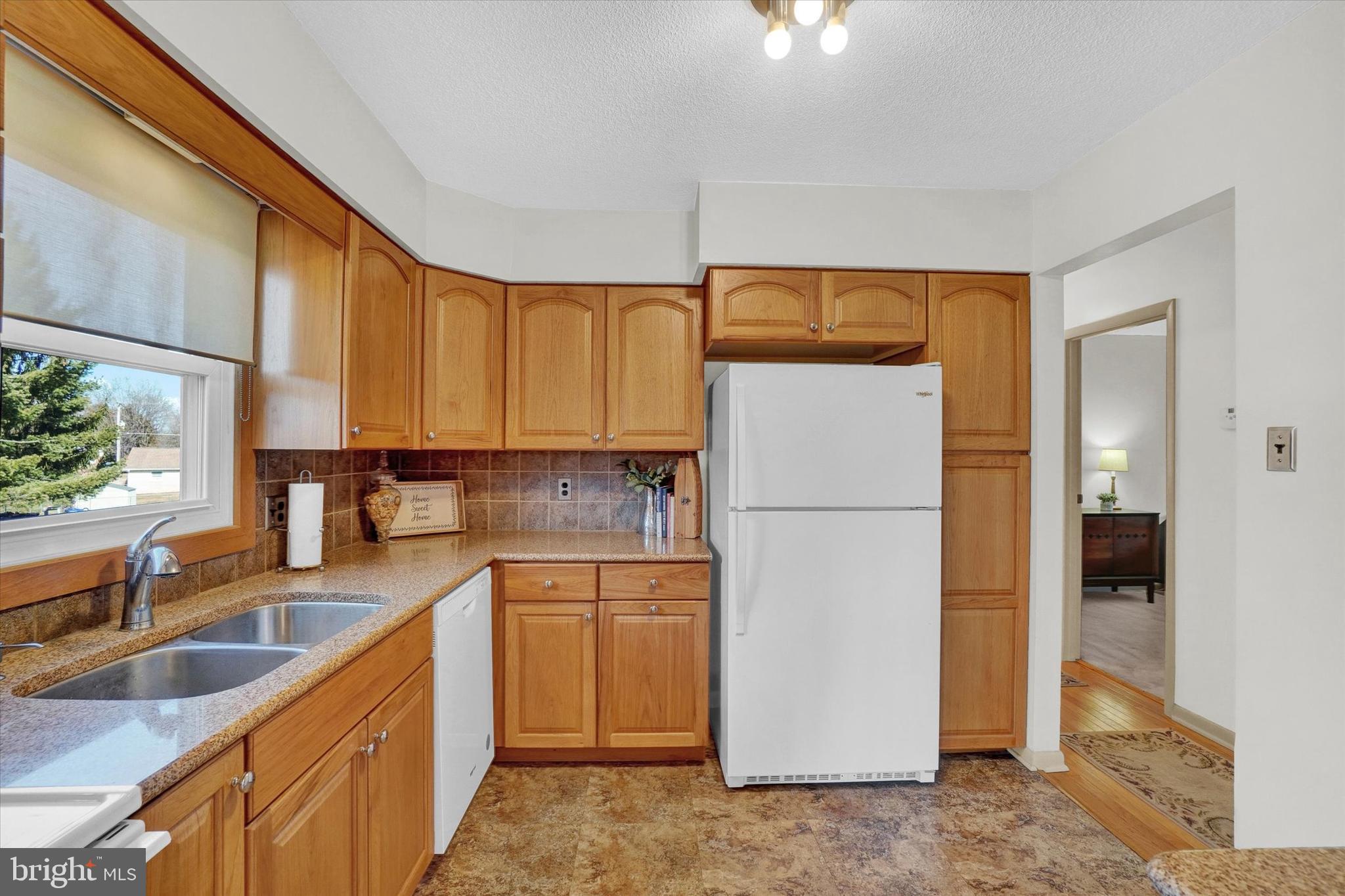 2345 Esbenshade Road York, PA 17408 - Photo 8 of 32 Gallery Image 8