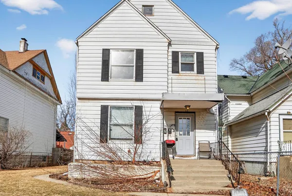 $110,000 | 1012 North Court Street, Rockford, IL 61103