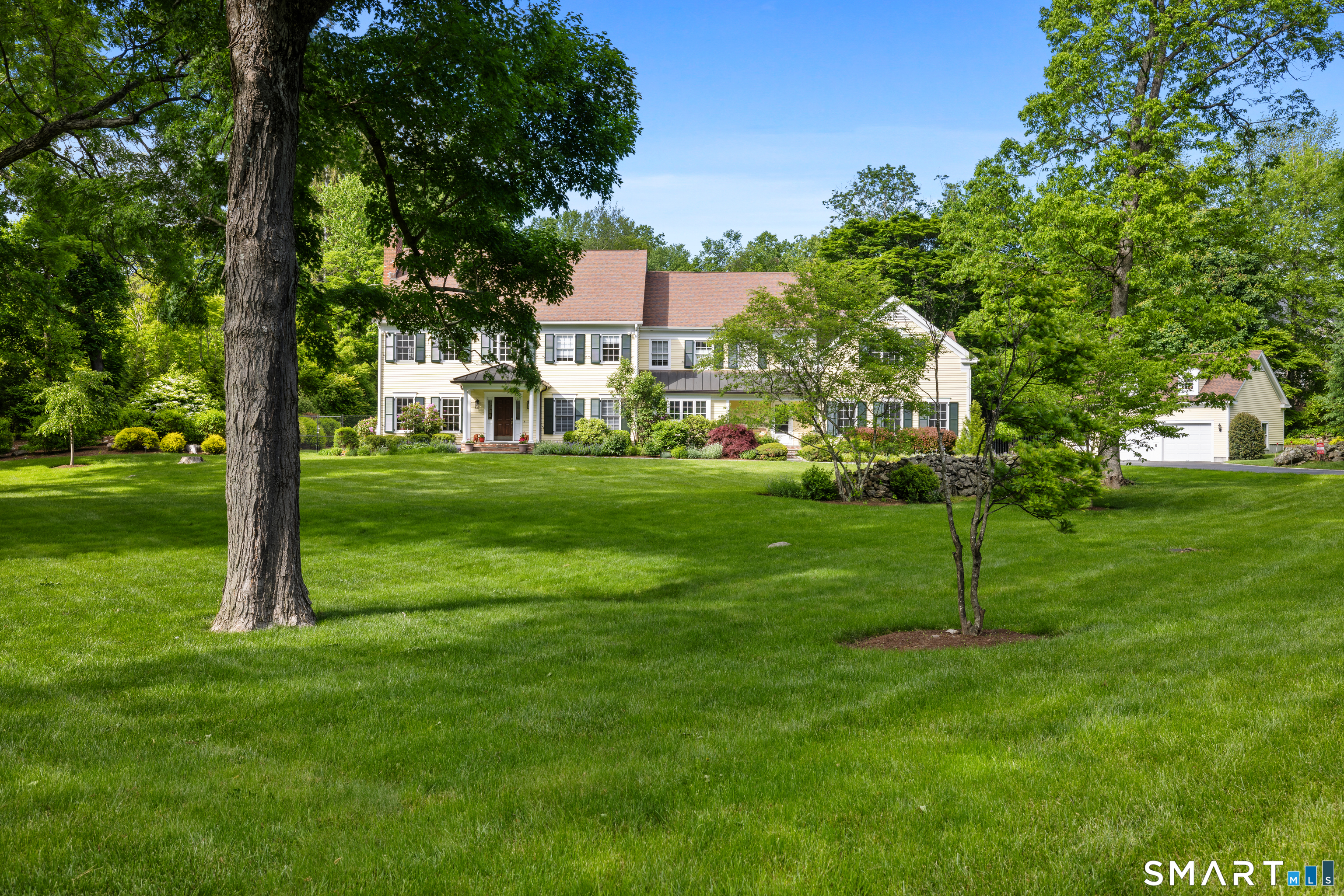 96 Norrans Ridge Drive Ridgefield, CT 06877 - Photo 2 of 38