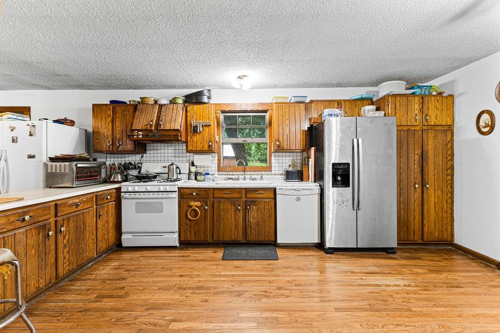 3252 Southwest Warnicks Road St. Joseph, MO 64504 - Photo 11 of 58