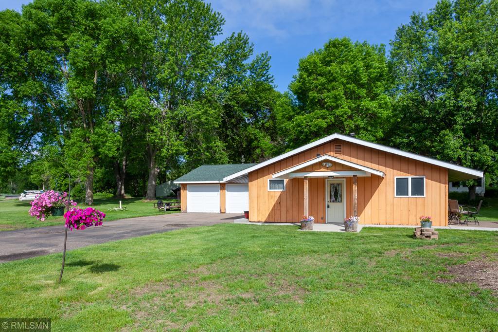 1144 County Rd H New Richmond, WI 54017 - Photo 5 of 34 Gallery Image 5