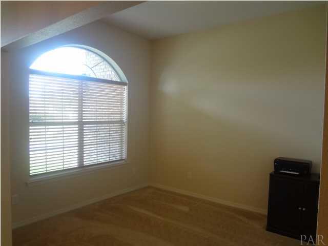 7104 Jennifer Road Pensacola, FL 32526 - Photo 5 of 25 OFFICE, PLAYROOM