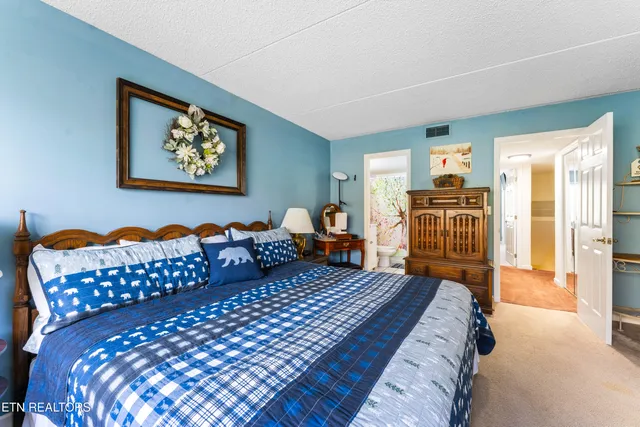 $259,770 | 260 Roaring Fork Road, Unit 220, Gatlinburg, TN 37738