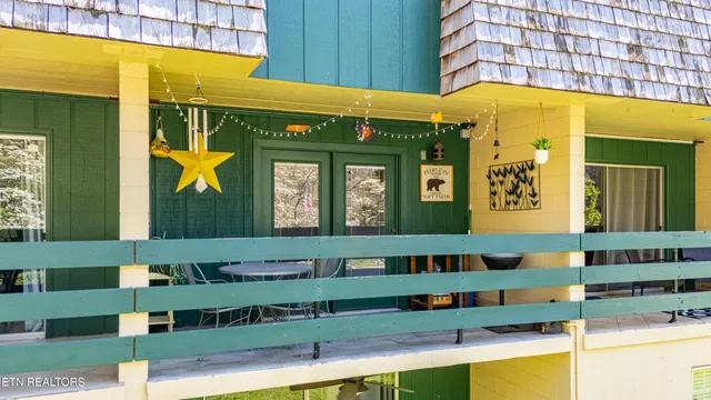 $259,770 | 260 Roaring Fork Road, Unit 220, Gatlinburg, TN 37738