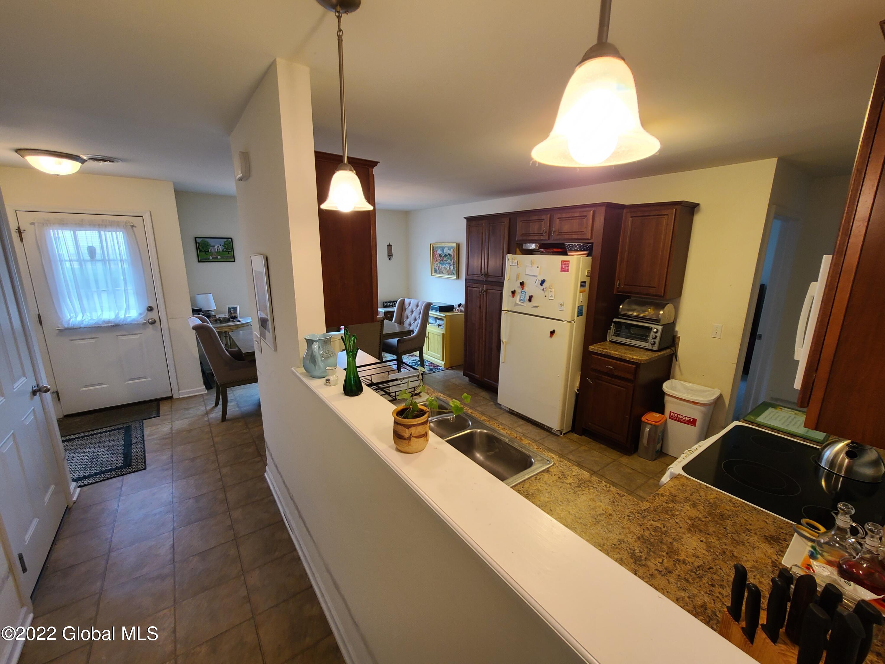 2000 Curry Road, Unit 17 Rotterdam, NY 12303 - Photo 5 of 19 20220617_125059