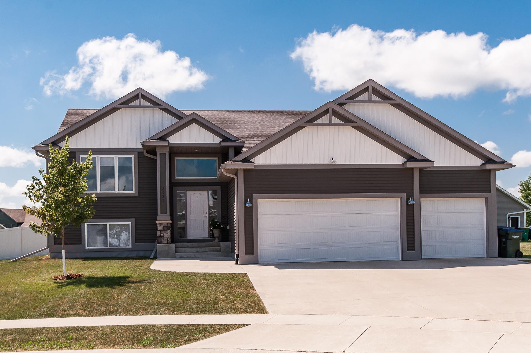3933 Aries Lane Southwest Rochester, MN 55902 - Photo 2 of 40