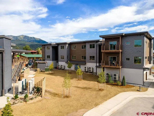 $675,000 | 176 Alpine Lane, Unit 301, Ridgway, CO 81432