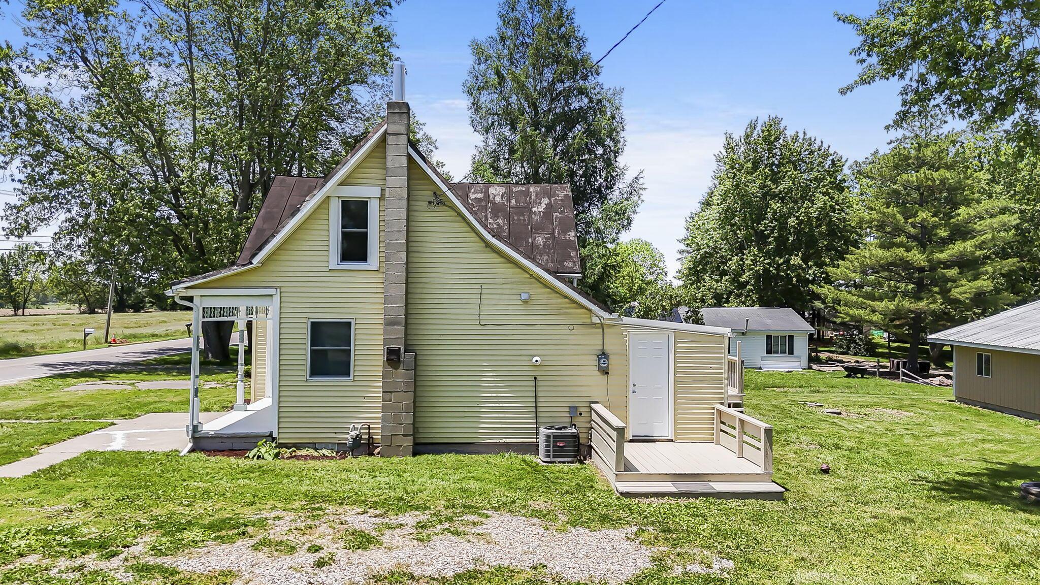 8055 Lock Road Centerburg, OH 43011 - Photo 5 of 47