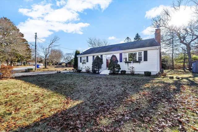 $485,000 | 48 Maple Street, Buzzards Bay, MA 02532