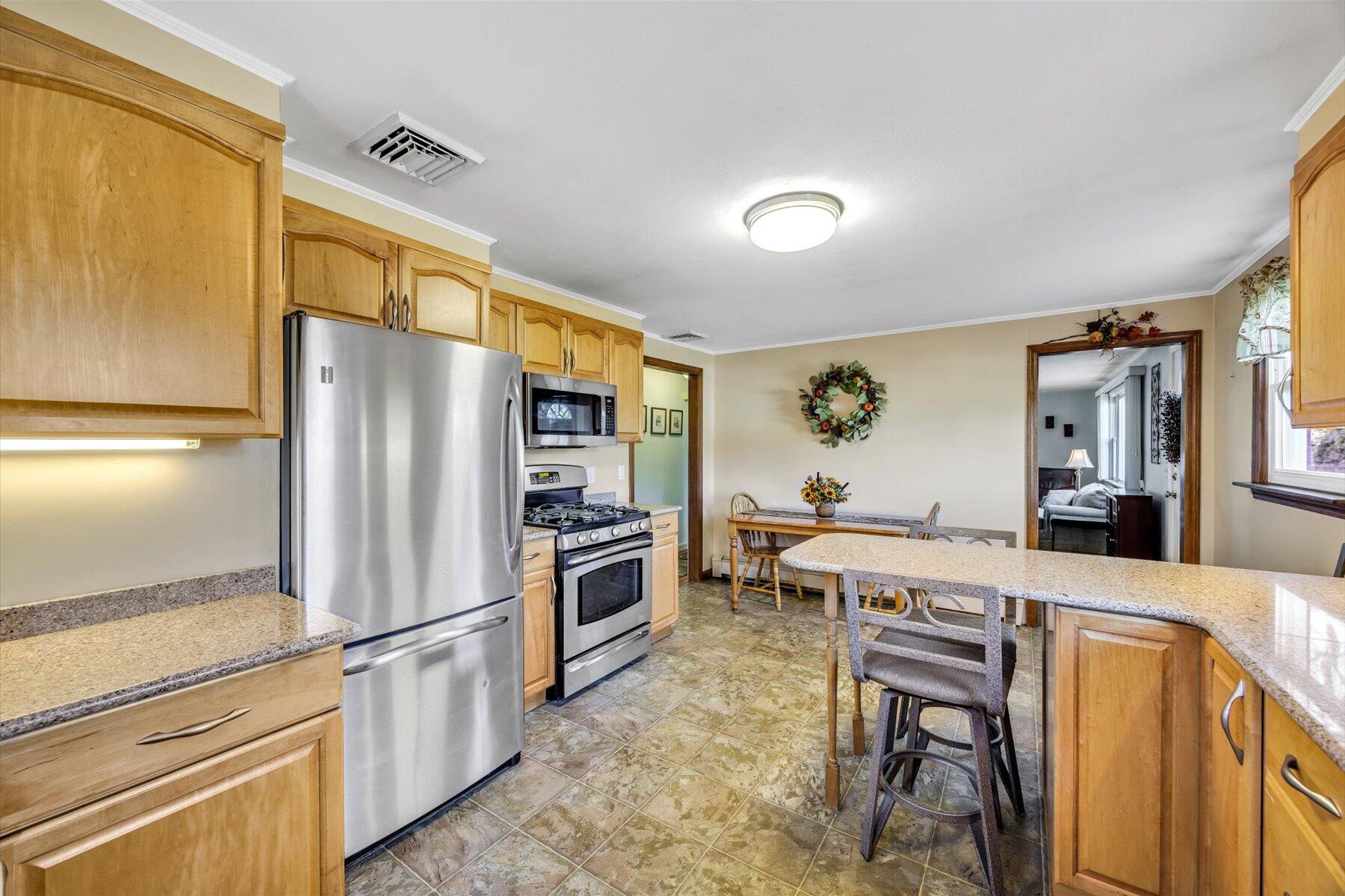 48 Maple Street Buzzards Bay, MA 02532 - Photo 3 of 26 15-889A1557