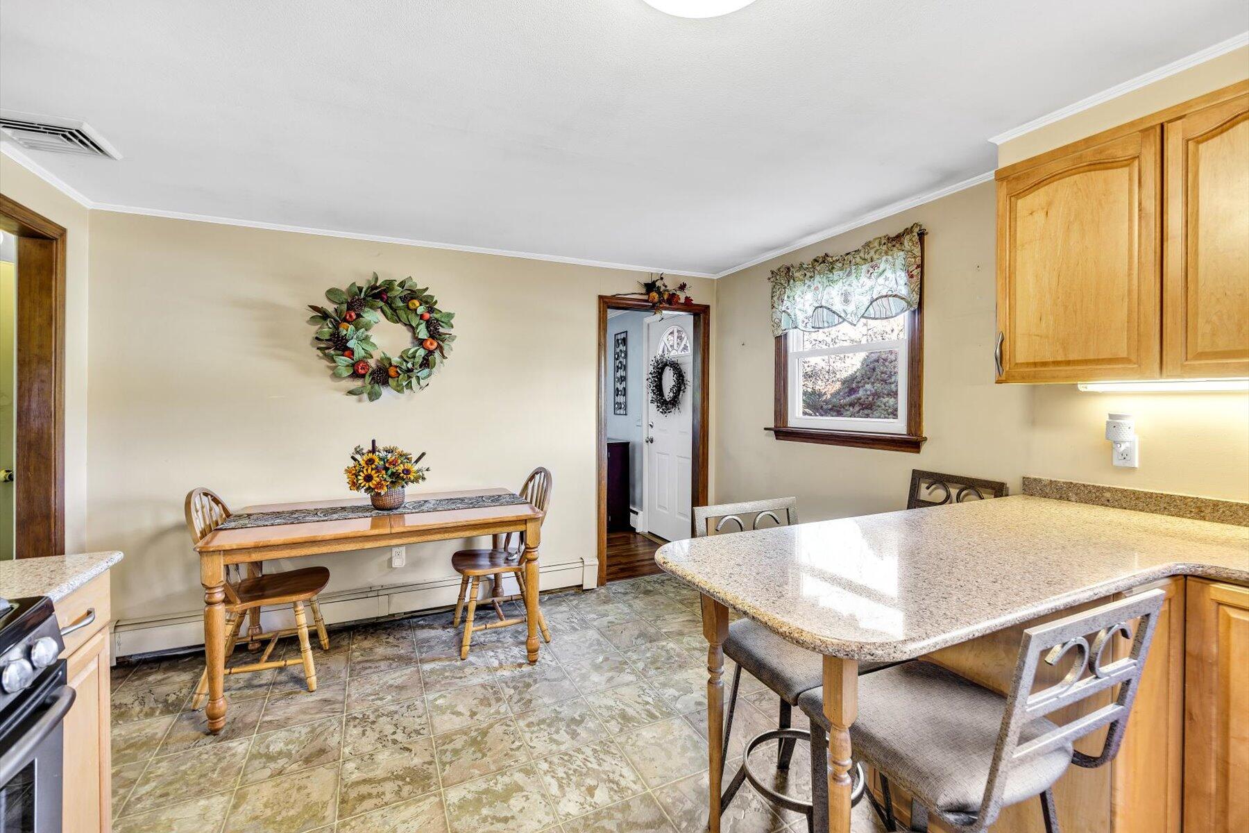 48 Maple Street Buzzards Bay, MA 02532 - Photo 7 of 26 16-889A1563