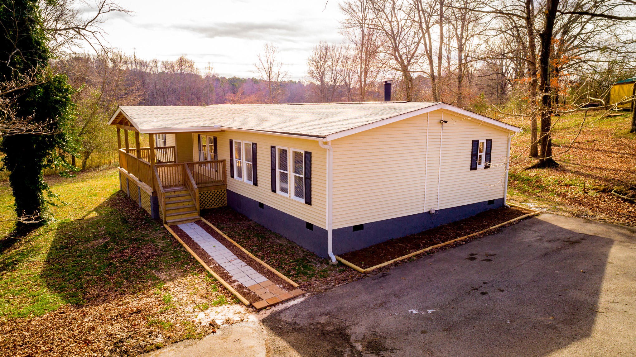 520 Wood Station Road Rock Spring, GA 30739 - Photo 3 of 40